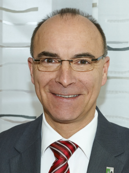 Profilbild von Herr Roland Tibi
